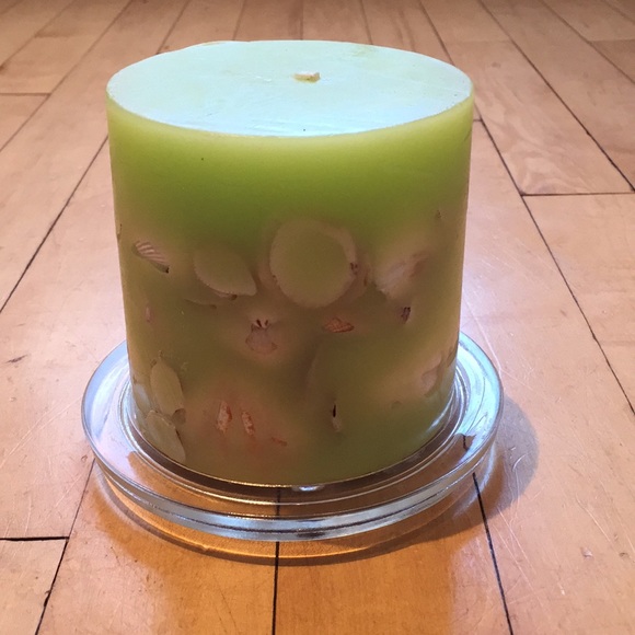 Other - Seashell Candle